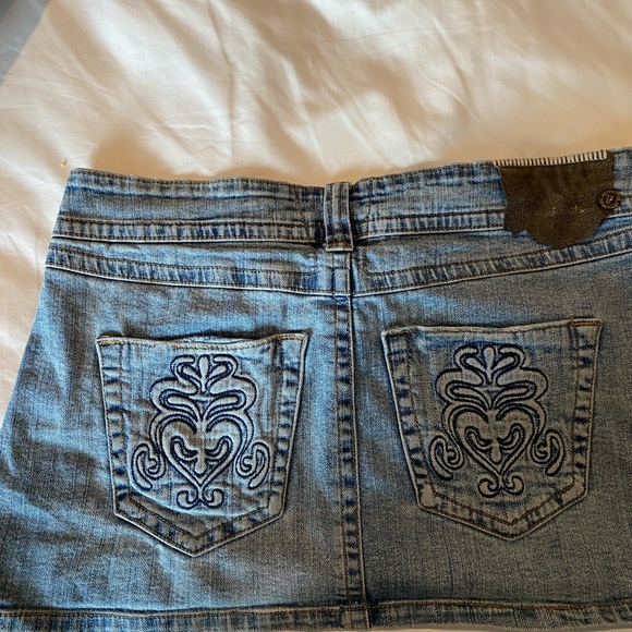 Mini Jean skirt!! Super cute - Picture 2 of 2